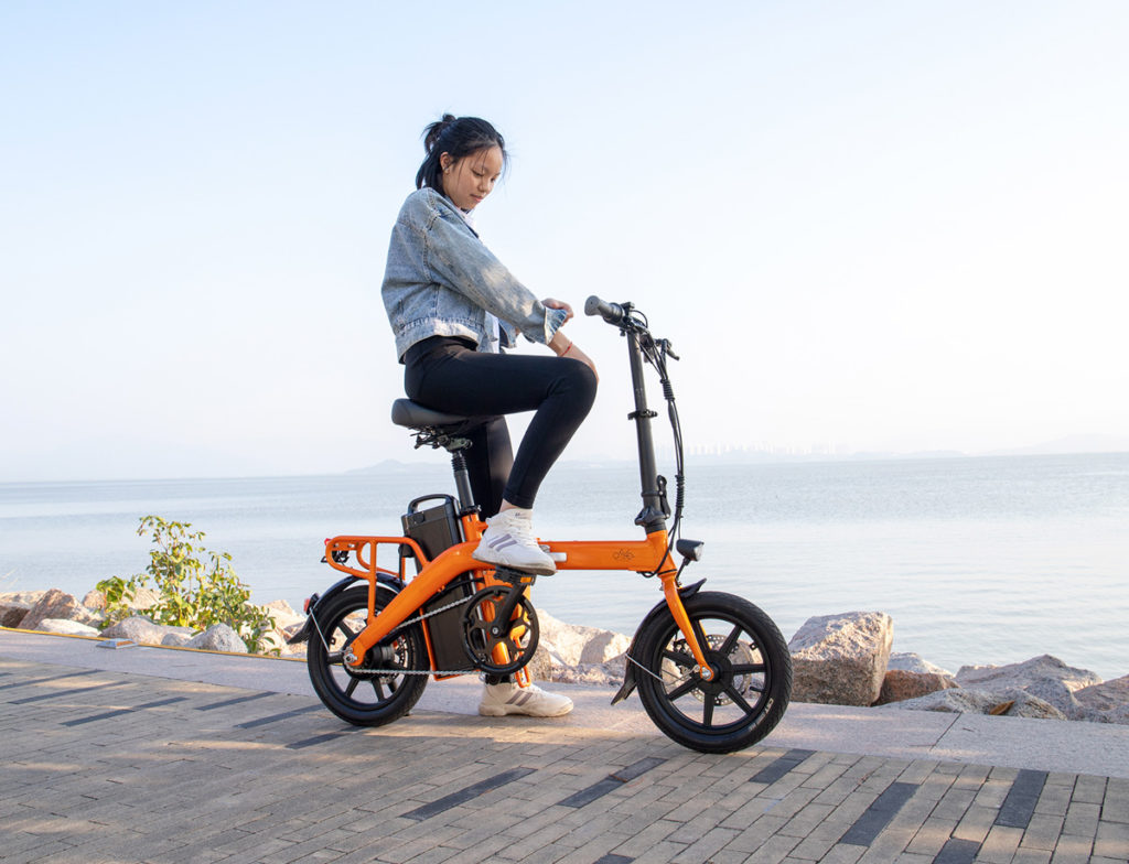 Bicicleta electrica naranja plegable FIIDO L3